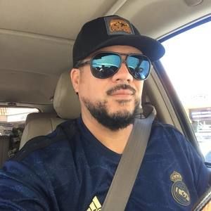 Meet your Posher, Daniel